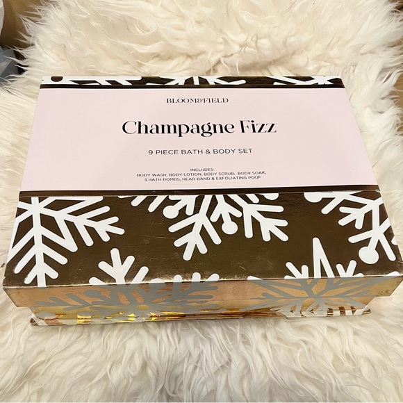 Bloom & Field Champagne Fizz 9 piece Bath & Body Set*NEW - Picture 3 of 3